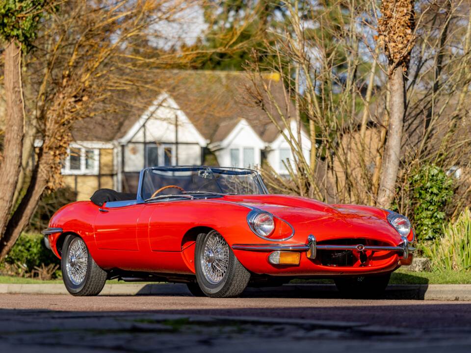 Image 1/50 de Jaguar E-Type (1969)