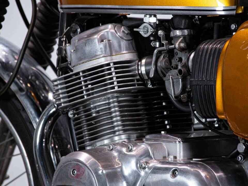 Image 12/23 of Honda DUMMY (1974)