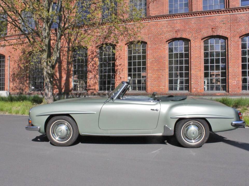 Imagen 3/14 de Mercedes-Benz 190 SL (1963)