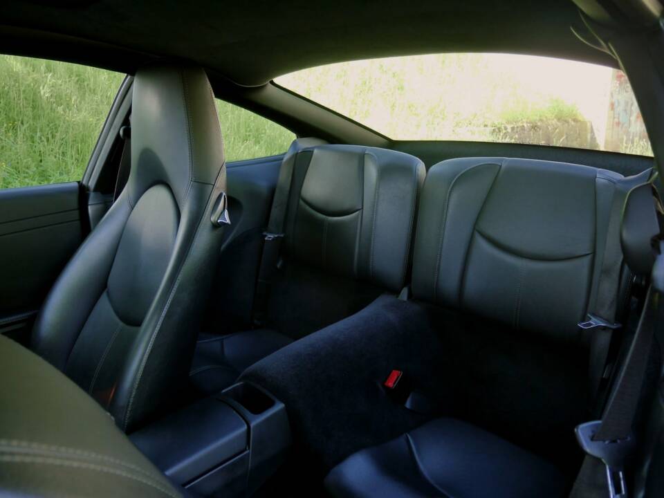 Image 17/33 of Porsche 911 Carrera S (2005)