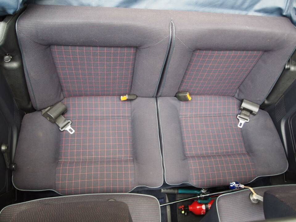 Image 122/148 of Volkswagen Golf Mk I Convertible 1.6 (1988)