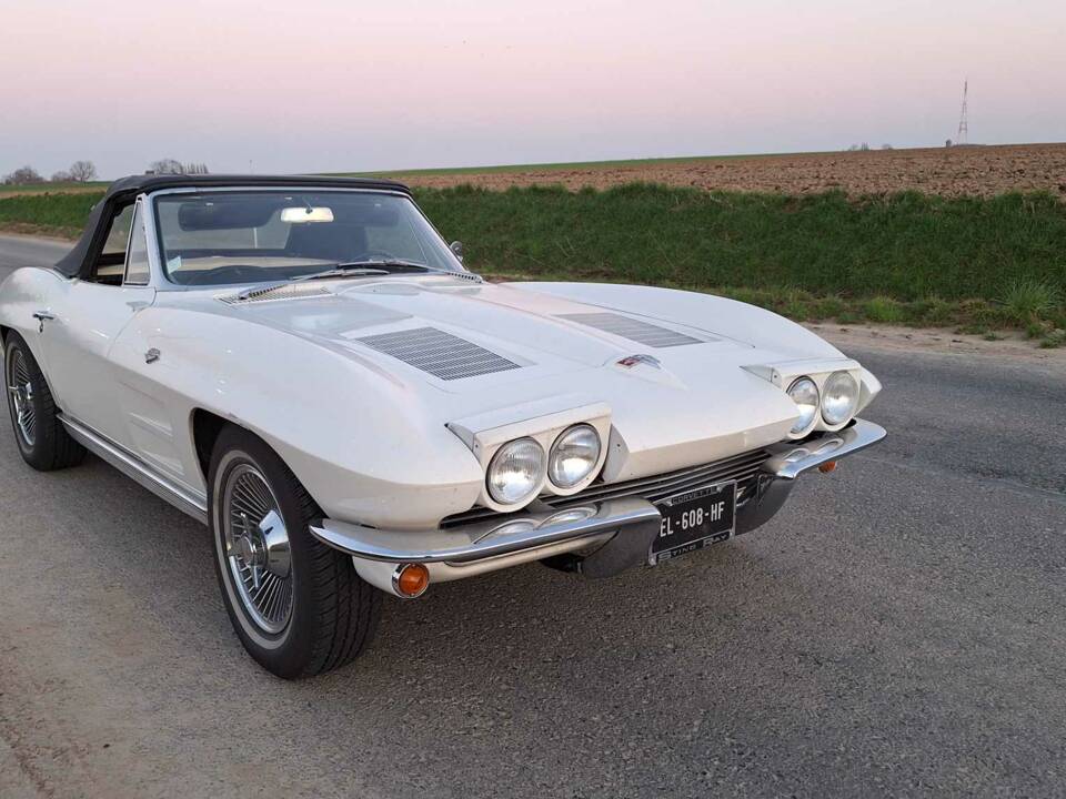 Immagine 1/4 di Chevrolet Corvette Sting Ray Convertible (1963)