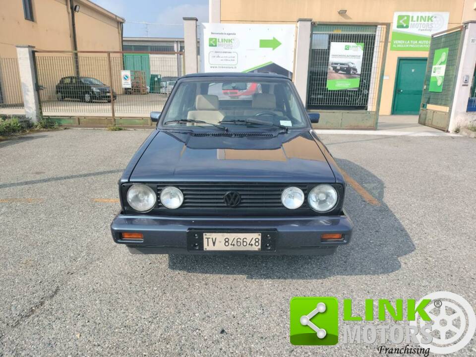 Image 2/10 of Volkswagen Golf Mk I Convertible 1.6 (1990)