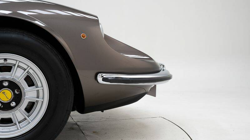Afbeelding 12/15 van Ferrari Dino 246 GT (1972)
