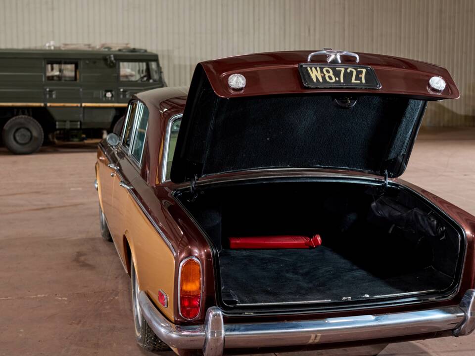 Bild 64/69 von Rolls-Royce Silver Shadow I (1971)