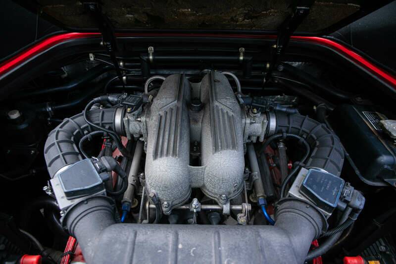 Image 29/50 of Ferrari 348 Spider (1994)