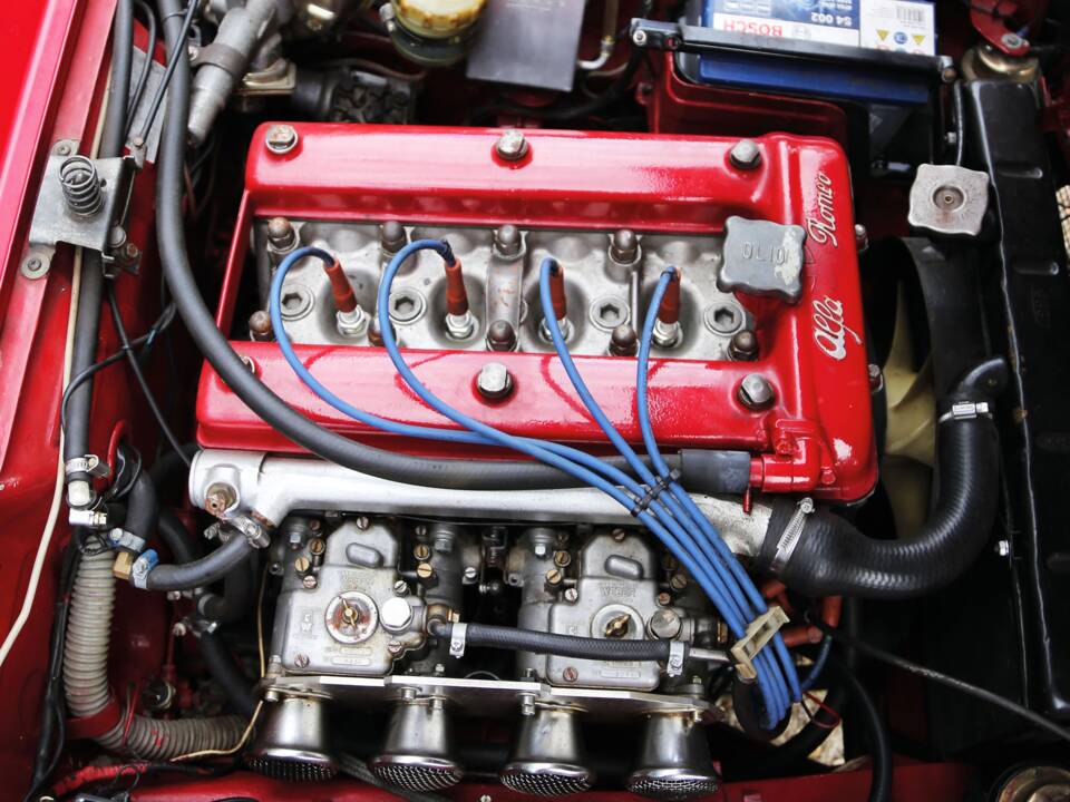 Immagine 46/48 di Alfa Romeo Giulia 1750 GT Am (1970)