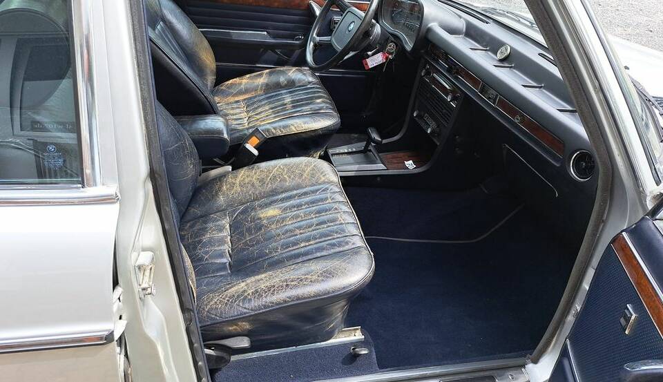 Bild 15/23 von BMW 3,3 Li (1976)