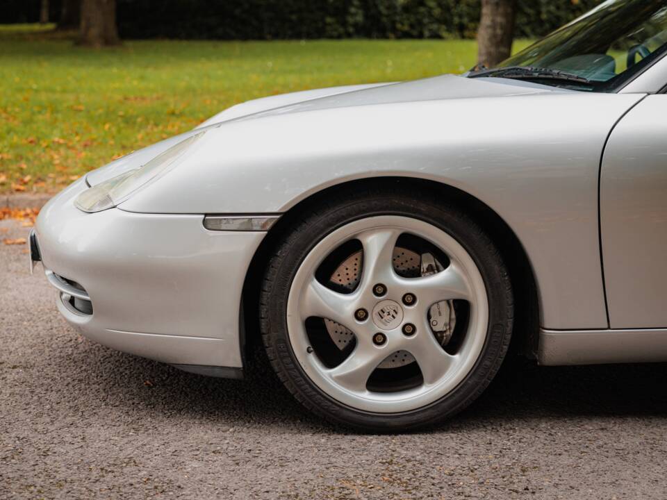 Bild 7/26 von Porsche 911 Carrera 4 (1999)