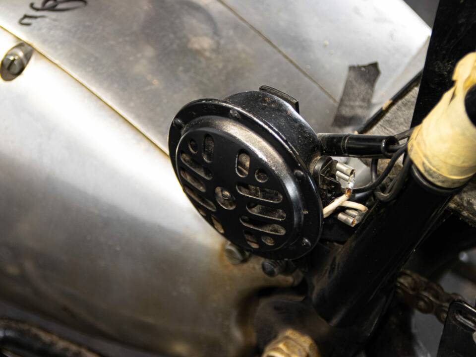 Bild 39/50 von Gilera 150 Sport (1951)