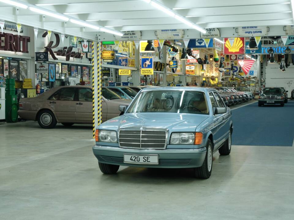 Bild 49/50 von Mercedes-Benz 420 SE (1988)