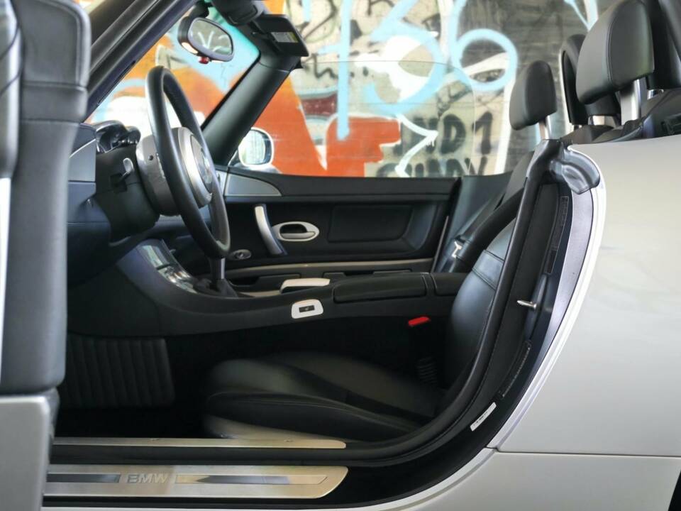 Afbeelding 18/26 van BMW Z8 (2001)