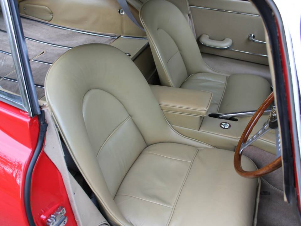 Afbeelding 10/17 van Jaguar E-Type 3.8 (1964)