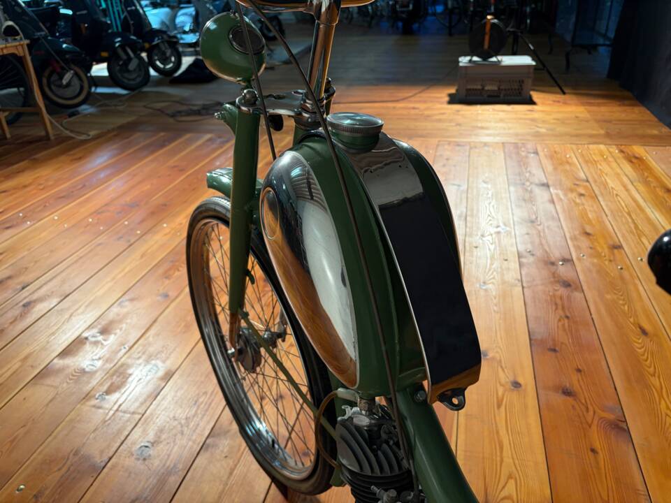 Afbeelding 11/14 van HMW 50 ZL (1954)