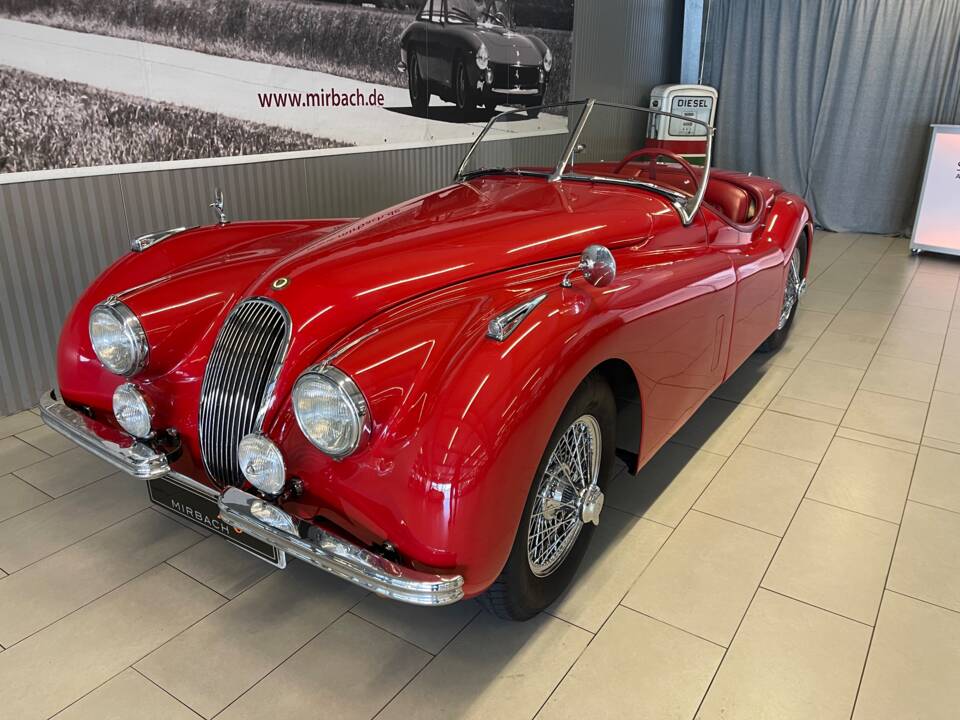 Afbeelding 2/14 van Jaguar XK 120 OTS (1951)
