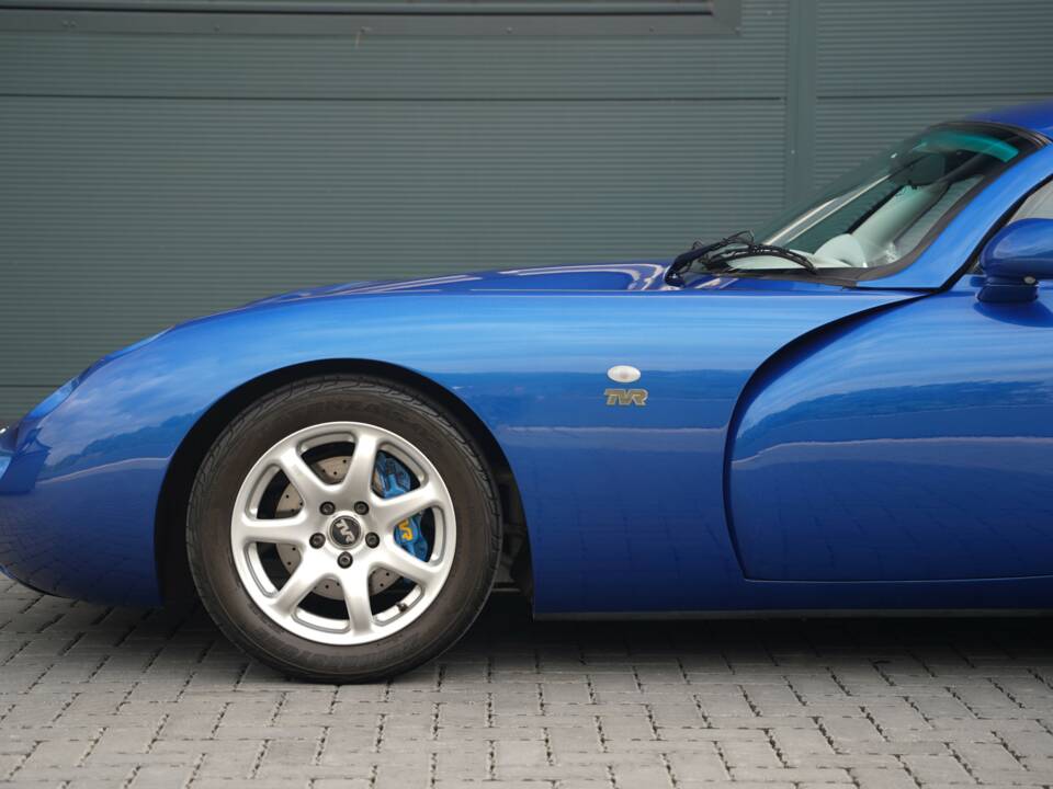 Image 9/50 of TVR Tuscan S (2000)