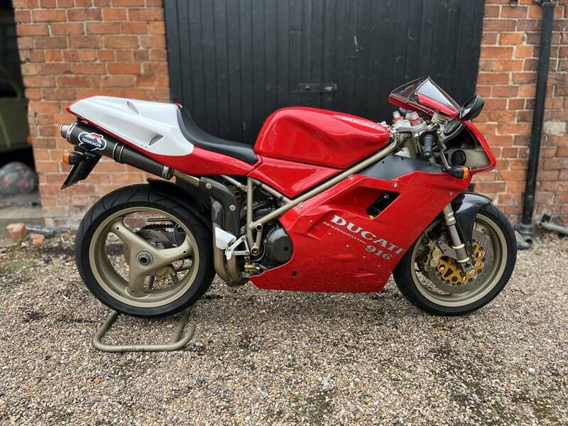 Image 1/31 of Ducati DUMMY (1997)