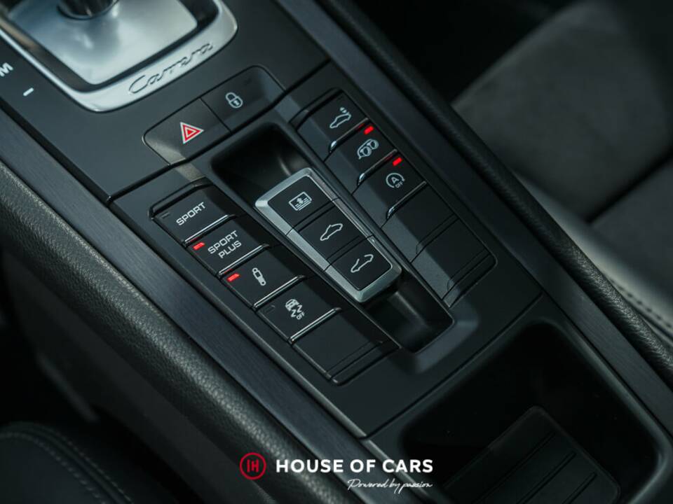 Afbeelding 22/24 van Porsche 911 Carrera 4 GTS (2015)