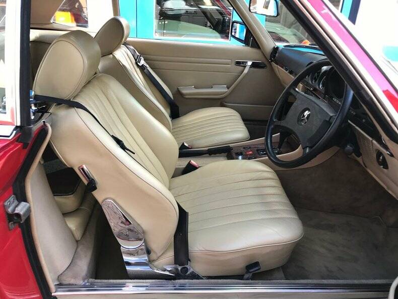 Image 13/38 of Mercedes-Benz 300 SL (1987)