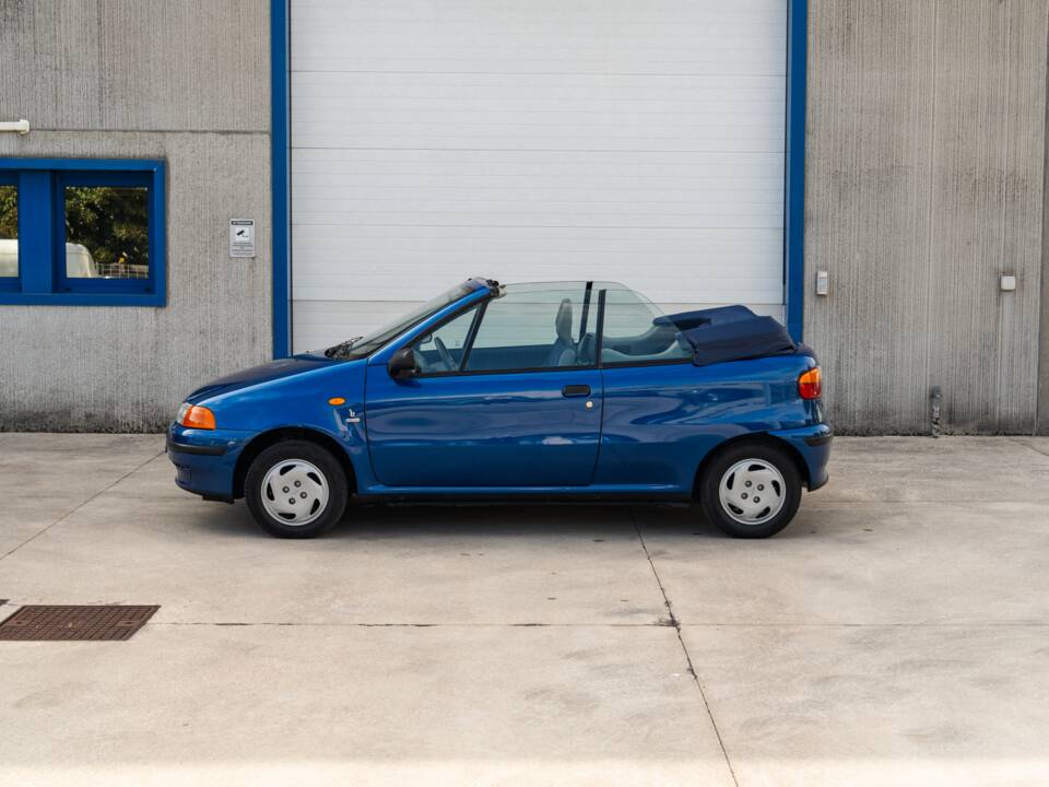 Image 7/99 of FIAT Punto 60 (1994)