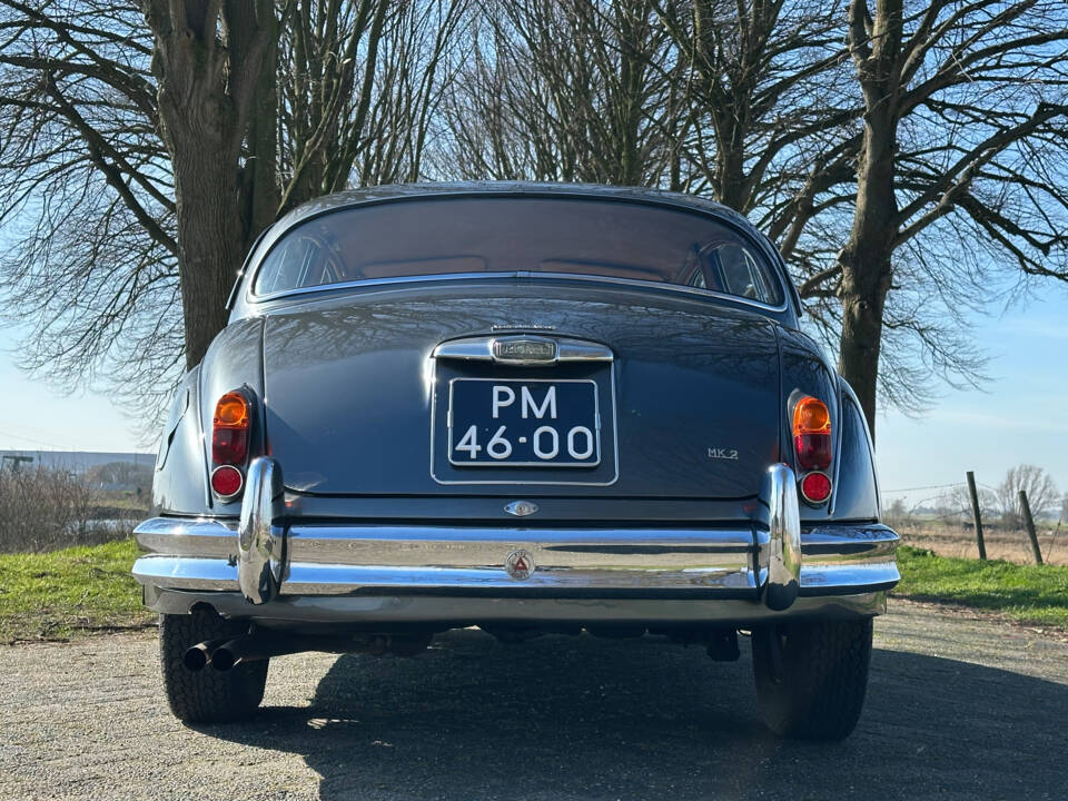 Immagine 3/5 di Jaguar Mk II 2.4 (1962)