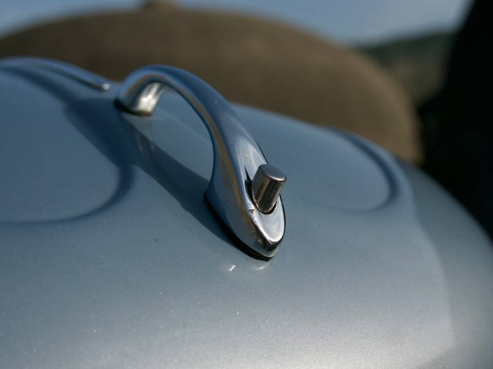 Image 16/54 of Volkswagen Beetle 1500 (1969)