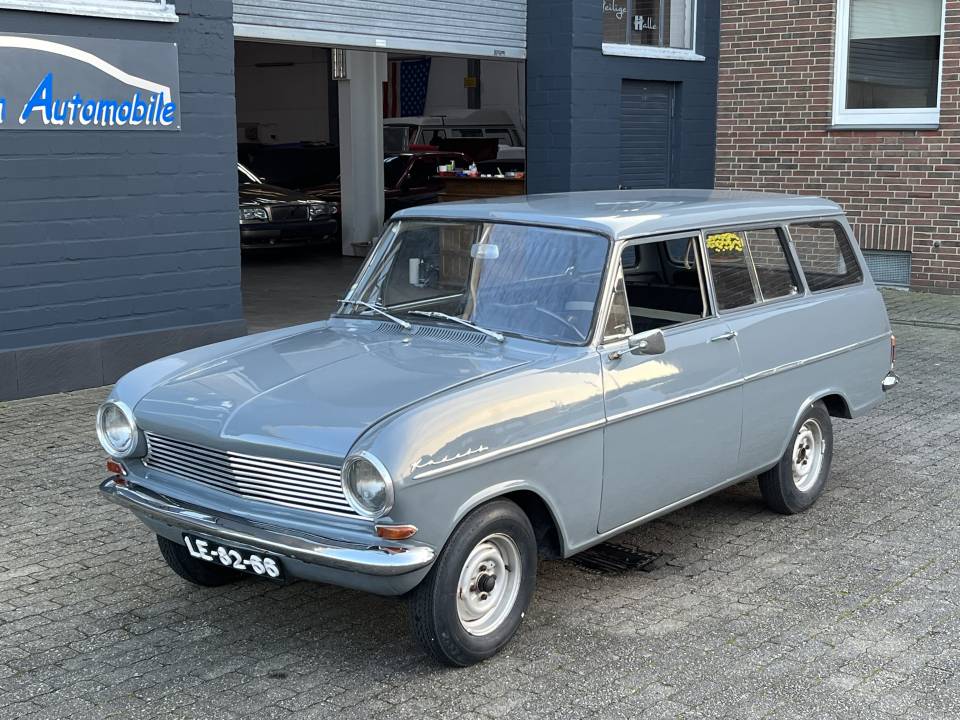 Imagen 3/67 de Opel Kadett 1,0 Caravan (1965)
