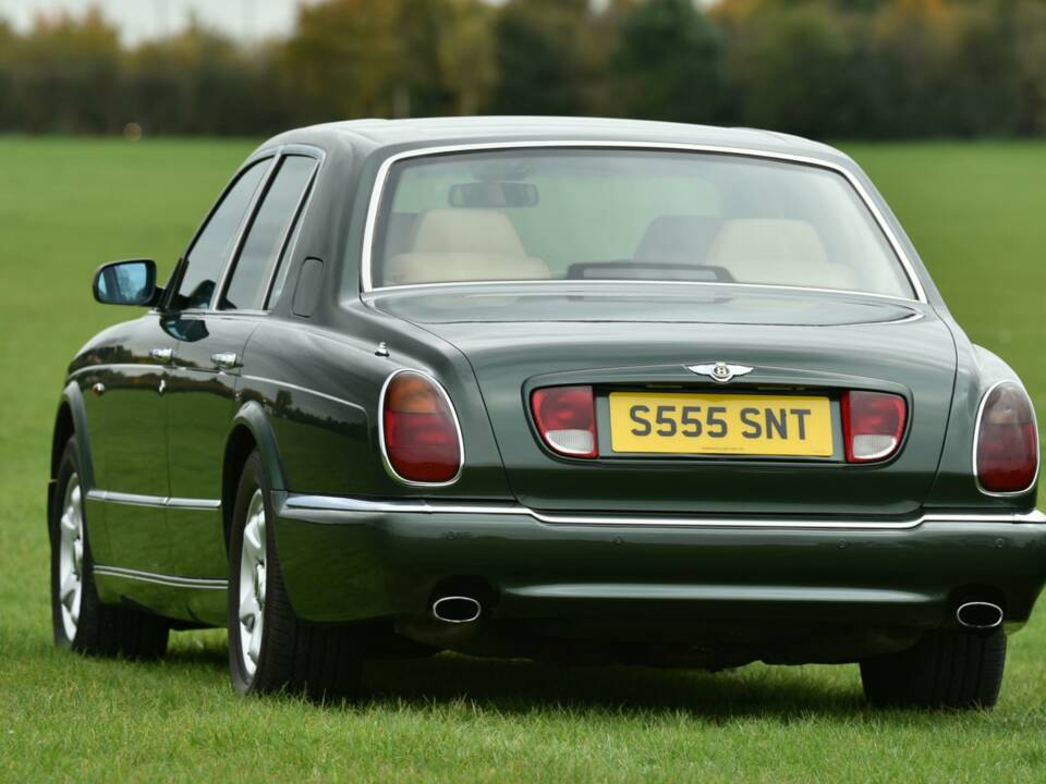 Image 14/50 of Bentley Arnage Green Label (1998)
