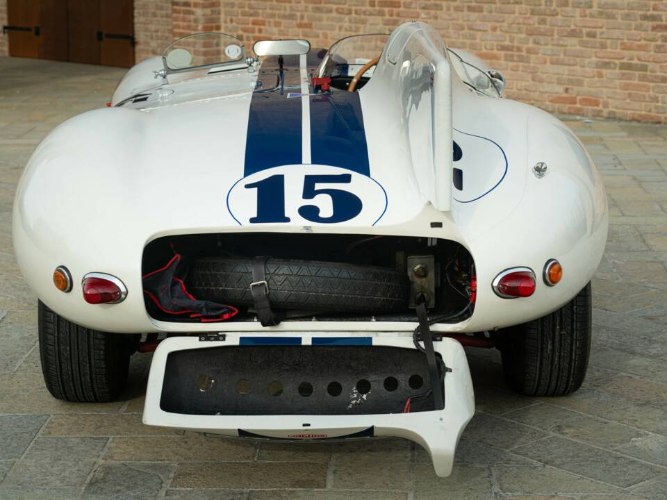 Immagine 12/50 di Jaguar D-Type (1977)