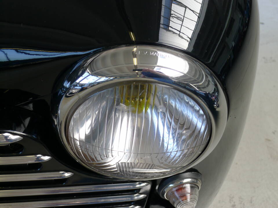 Bild 12/50 von Peugeot 203 C (1955)