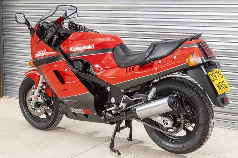 Bild 29/49 von Kawasaki GPz 1000RX (1987)