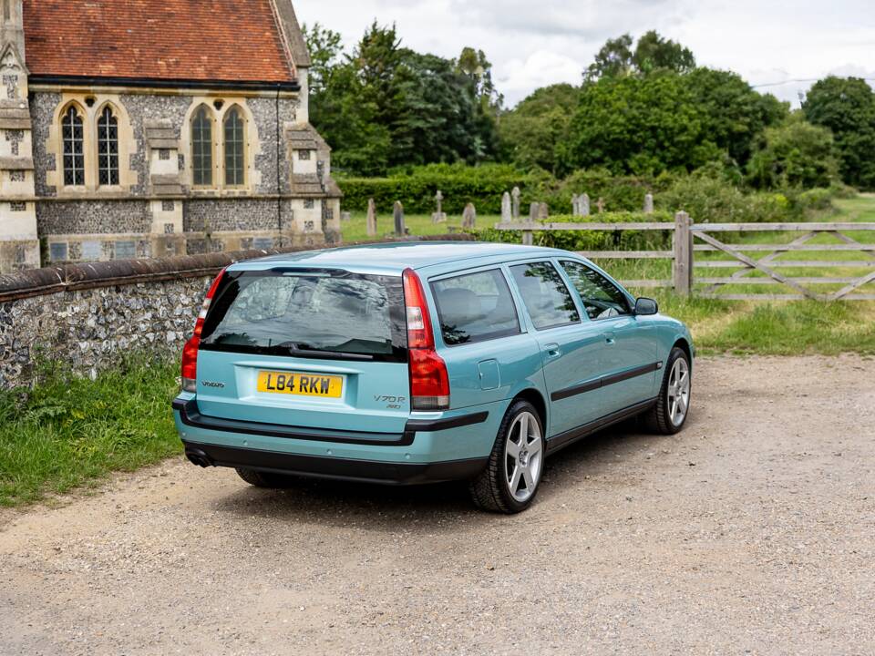 Image 37/50 de Volvo V70 R AWD (2003)