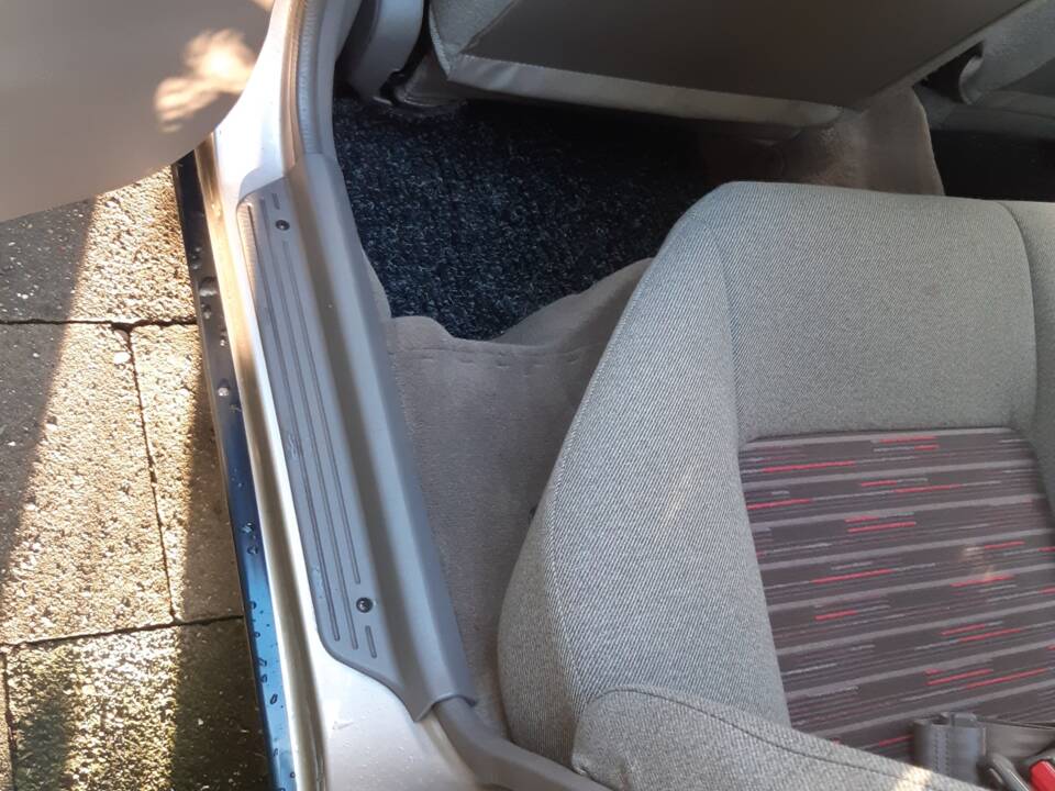 Bild 18/20 von Mazda 323F 1.6 16V (1993)