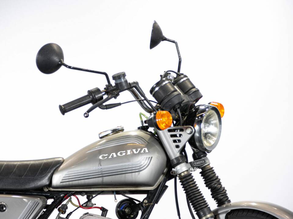 Bild 38/50 von Cagiva SST 125 (1982)