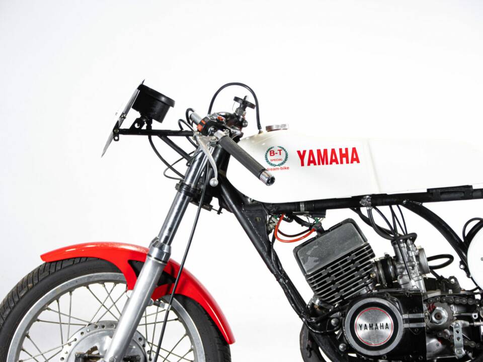 Imagen 25/50 de Yamaha 175 GP Special (1975)