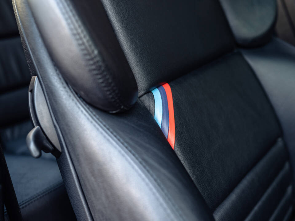 Image 17/42 of BMW M3 Sport Evo (1997)