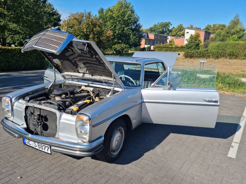 Imagen 6/8 de Mercedes-Benz 250 C (1969)