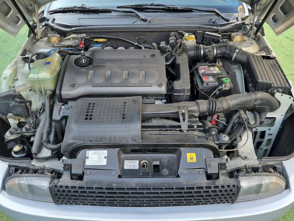 Immagine 37/43 di FIAT Coupé 2.0 20V (1999)
