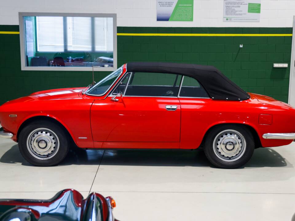 Image 15/58 of Alfa Romeo Giulia 1600 GTC (1965)