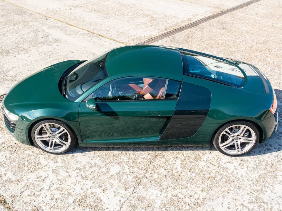 Image 7/33 of Audi R8 (2007)