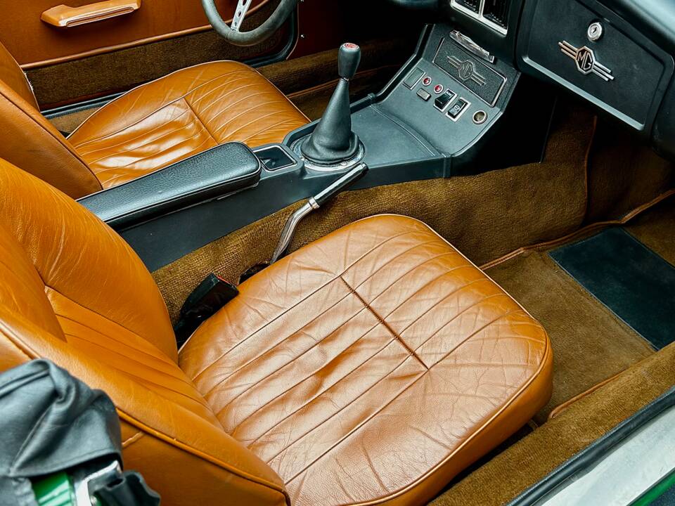 Image 9/14 of MG MGB (1976)