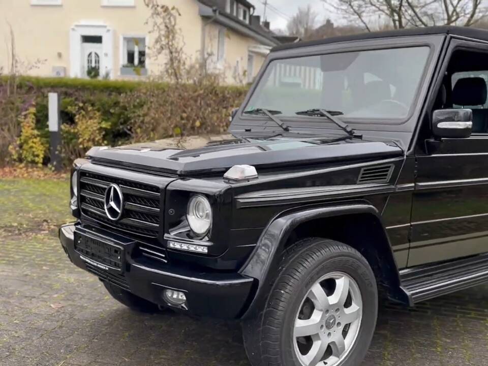 Image 1/12 of Mercedes-Benz G 350 CDI (2010)