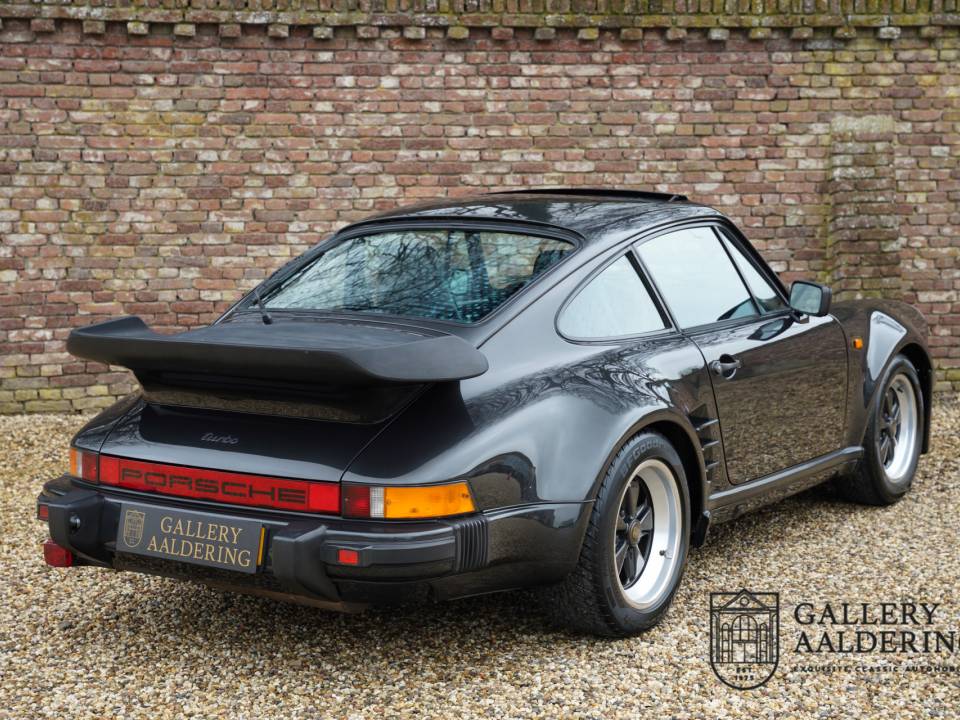 Imagen 2/50 de Porsche 911 Turbo 3.3 (1983)