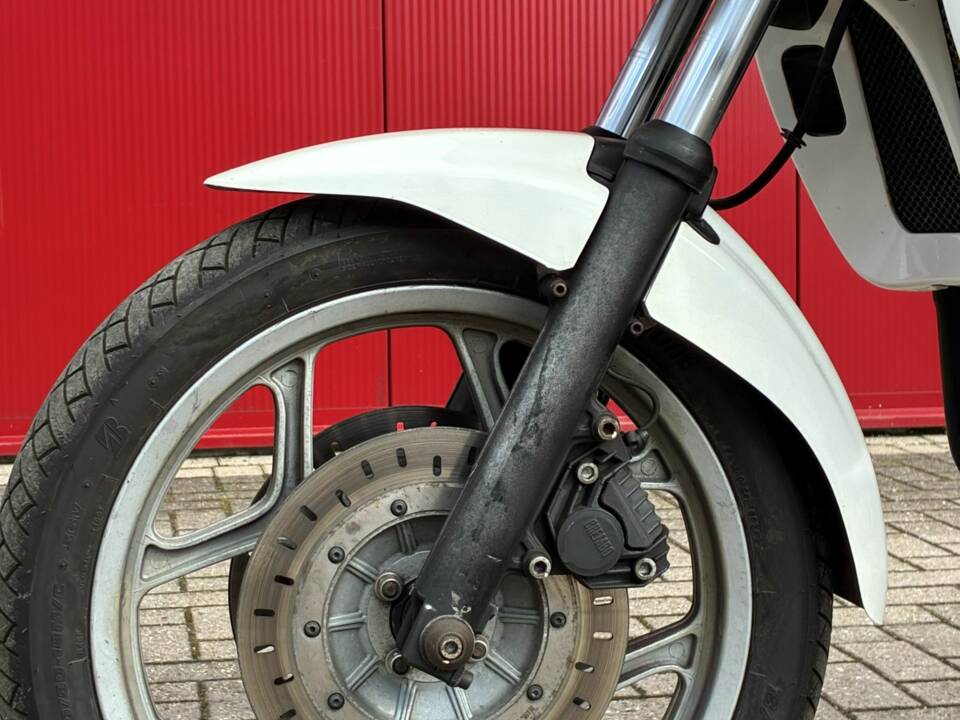 Imagen 7/19 de BMW K 75 RT (1990)