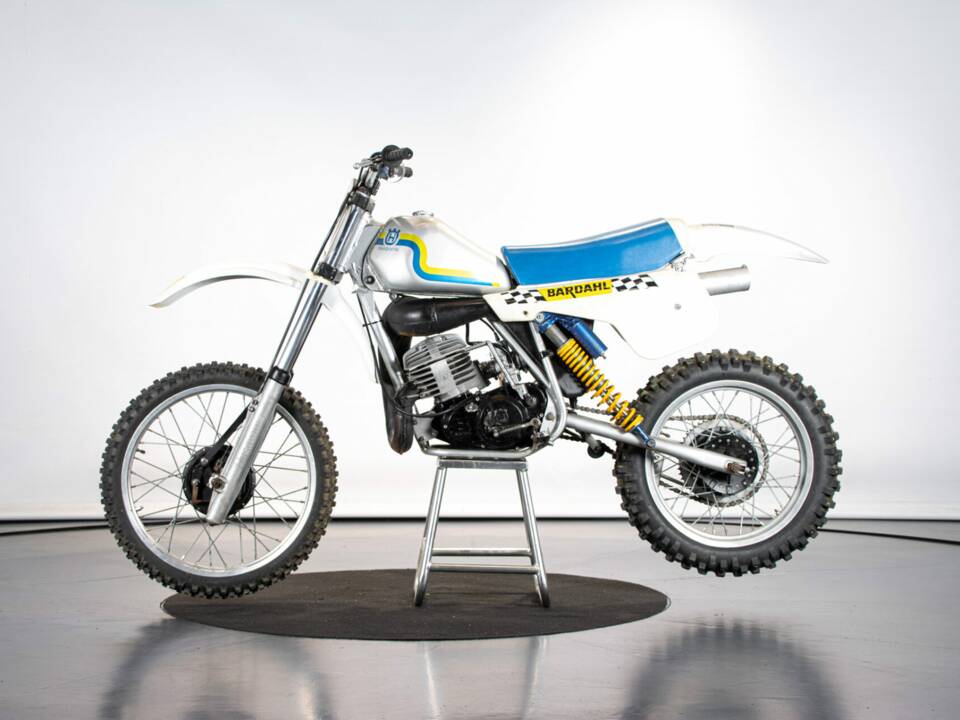 Immagine 1/48 di Husqvarna CR 250 (1983)
