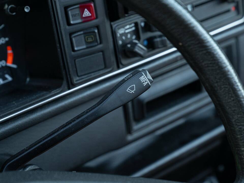 Image 45/50 of Volkswagen Golf I Cabrio GLi 1.8 (1983)