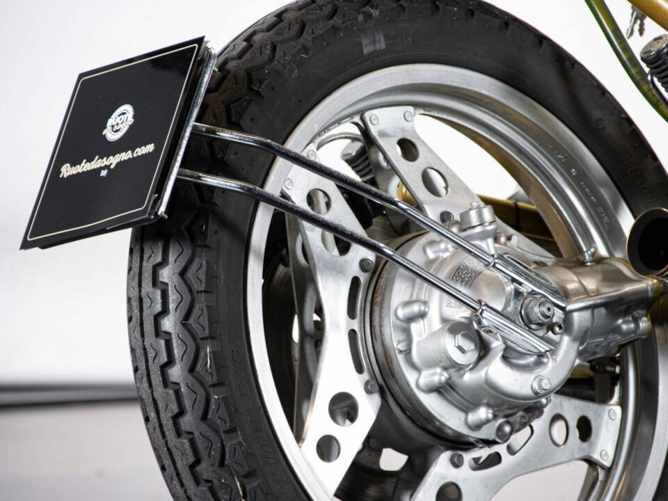 Bild 47/50 von Honda DUMMY (1982)