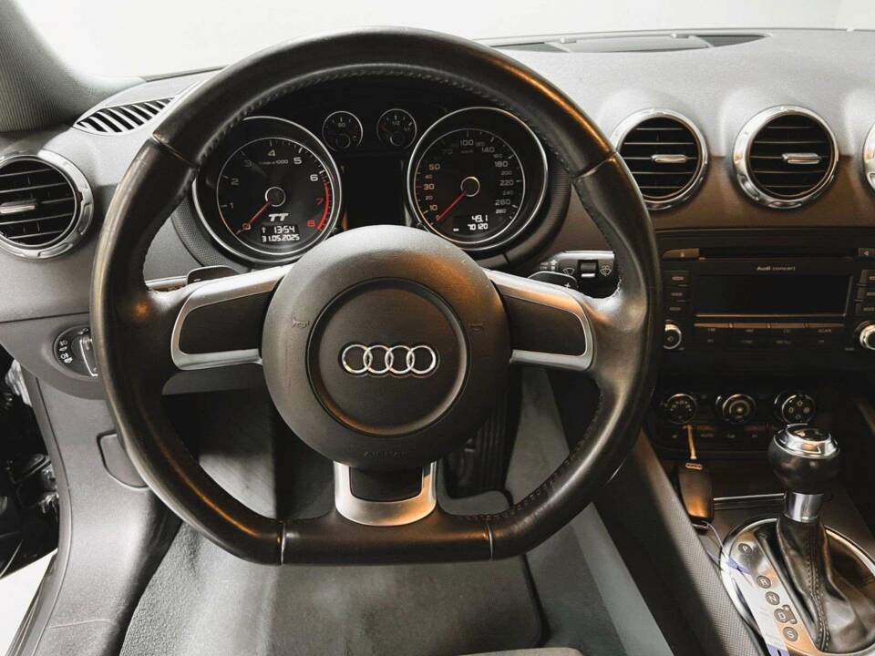 Image 14/15 of Audi TT 2.0 TFSI (2008)