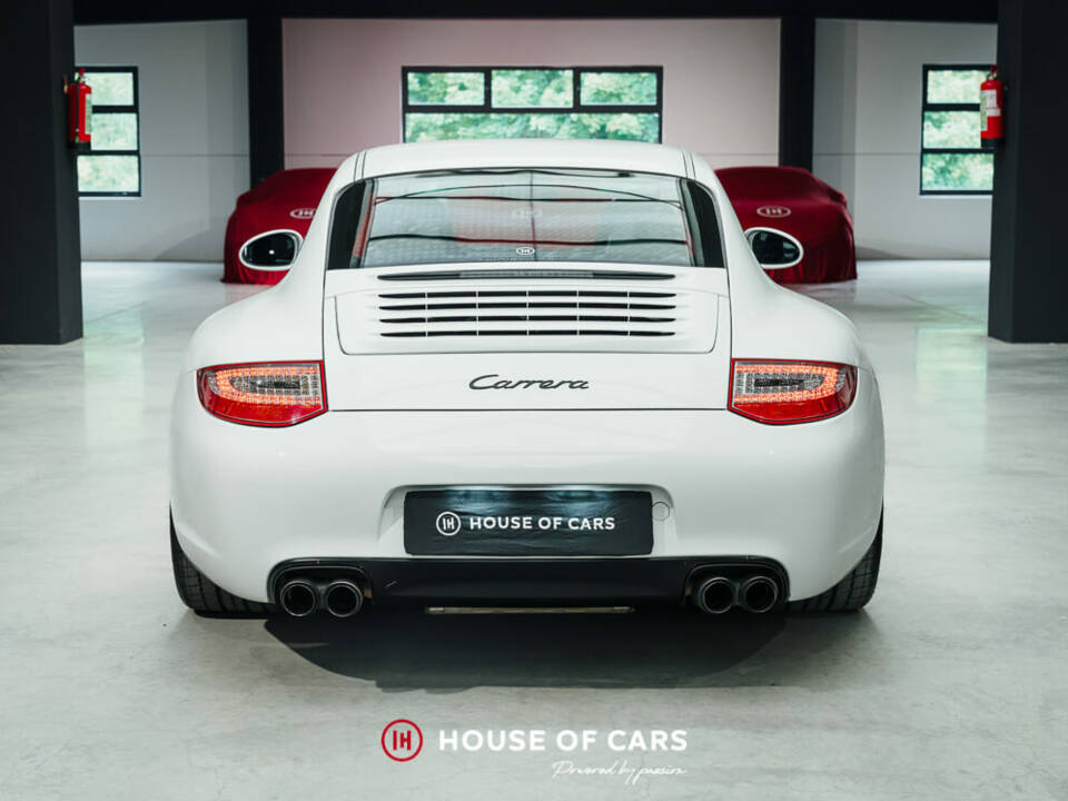 Image 8/23 of Porsche 911 Carrera (2008)