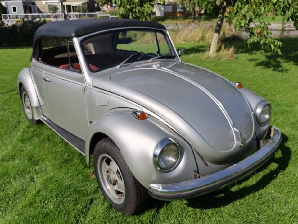 Immagine 4/8 di Volkswagen Maggiolone 1302 LS (1972)